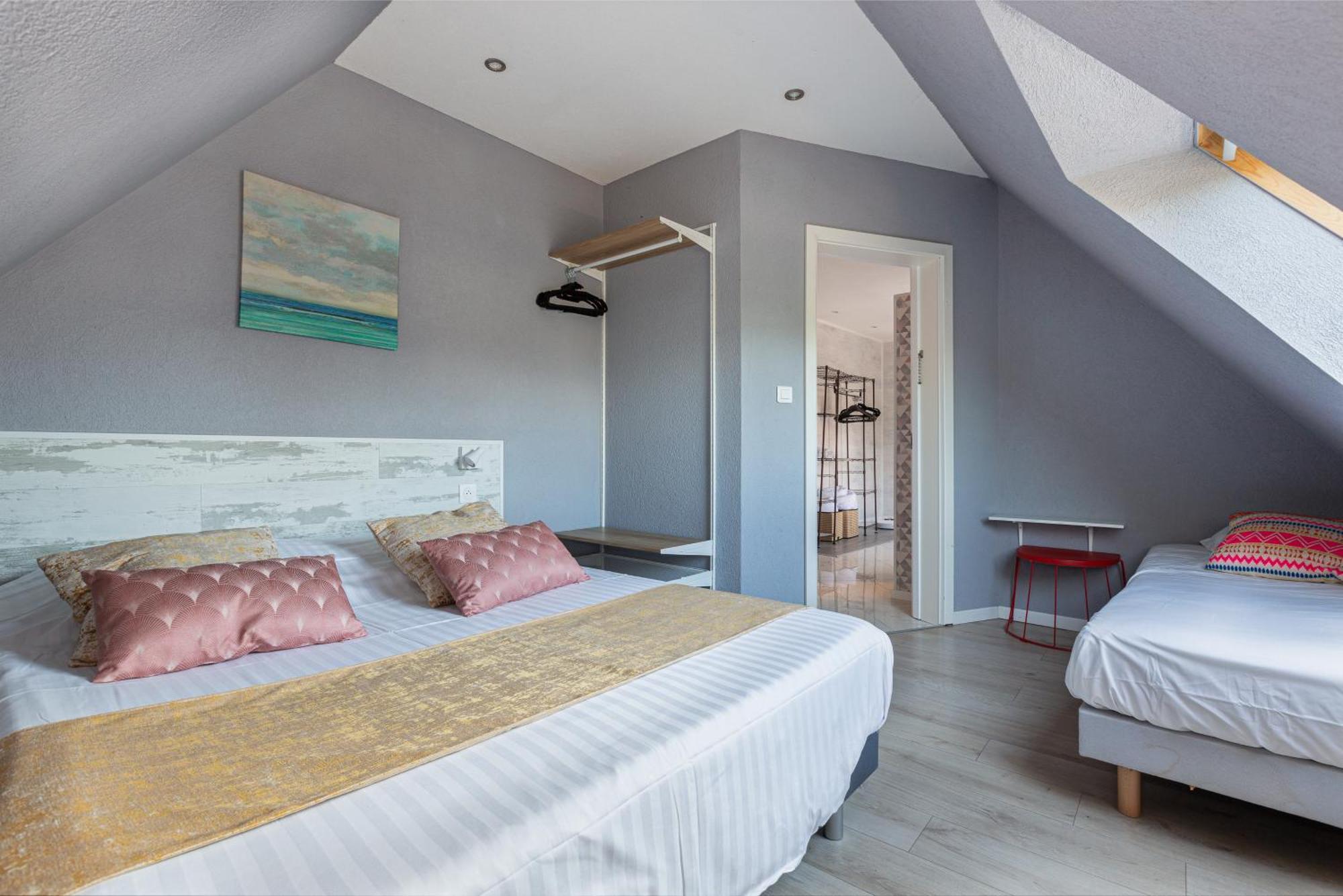 Ittenheim Gites Spa Strasbourg - Villa Ours - Spa Prive, Sauna, Borne D'Arcade, Babyfoot מראה חיצוני תמונה