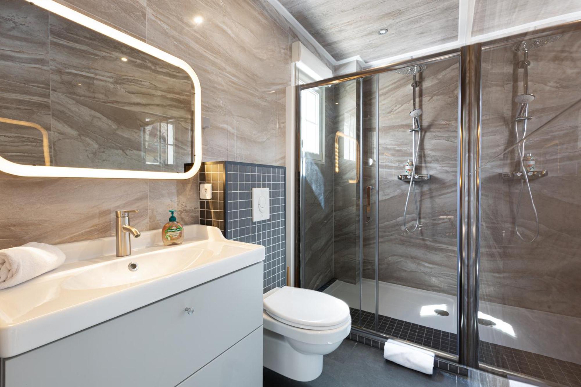 Ittenheim Gites Spa Strasbourg - Villa Ours - Spa Prive, Sauna, Borne D'Arcade, Babyfoot מראה חיצוני תמונה